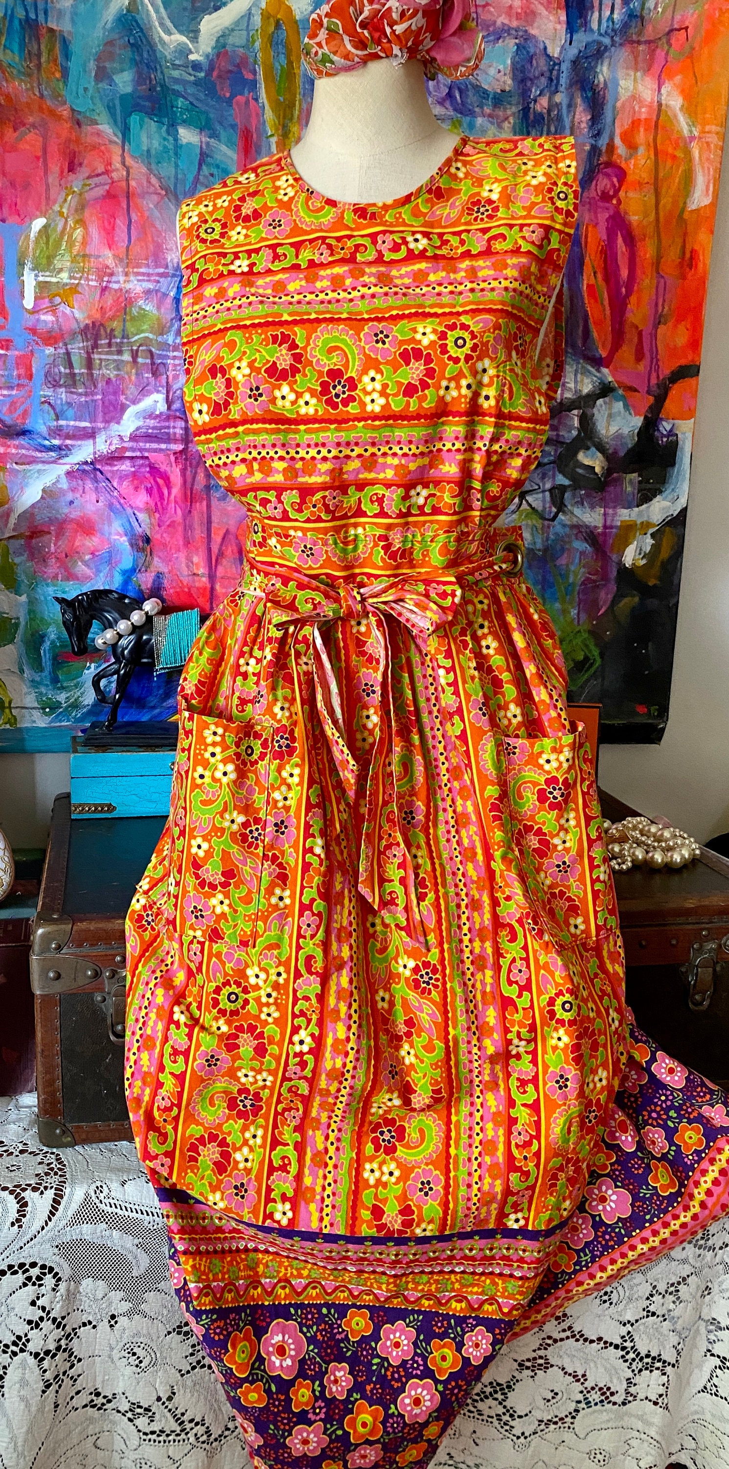 70年代DesignHouseエプロンワンピース Beautiful Vintage DESIGN HOUSE Pinafore Hostess Party Maxi Dress
