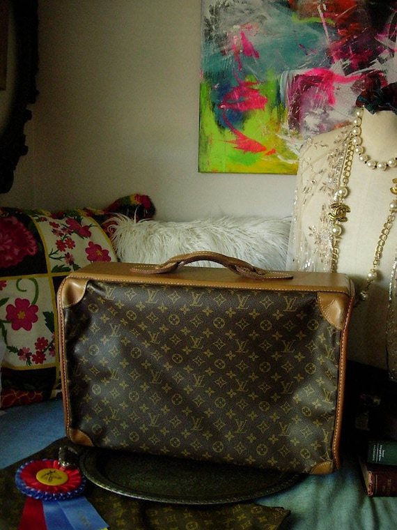 Louis Vuitton Midcentury Monogram Hardsided Suitcase 26” – Screaming Mimis  Vintage Fashion