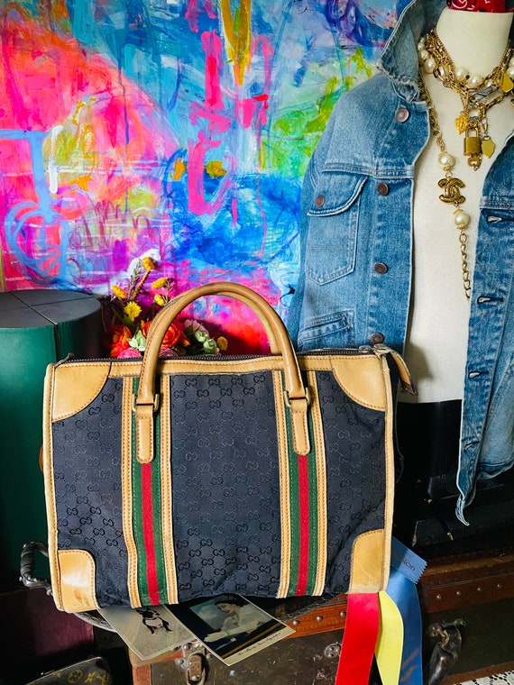 SALE Ultra Rare Vintage GUCCI Classic Weekender I… - image 2