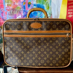 Vintage Louis Vuitton Taiga Leather Pilot Briefcase For Sale at 1stDibs   vintage louis vuitton briefcase, louis vuitton pilot briefcase, vintage lv  briefcase