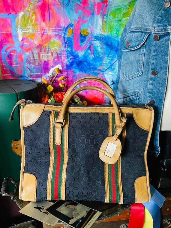 SALE Ultra Rare Vintage GUCCI Classic Weekender I… - image 1