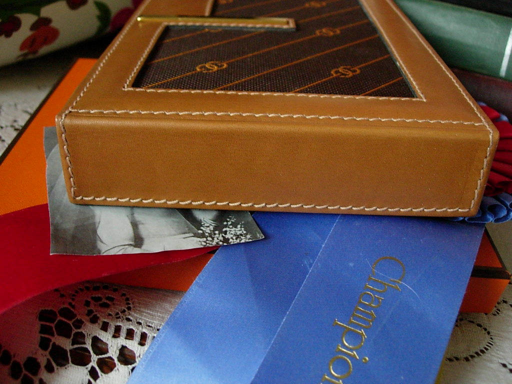 SALE New Rare Vintage GUCCI Monogram Desk Organizer Tablet