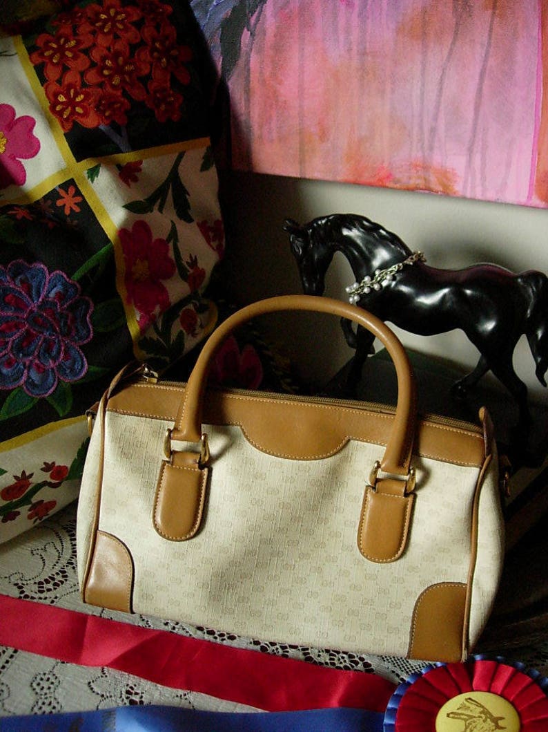 vintage gucci speedy bag