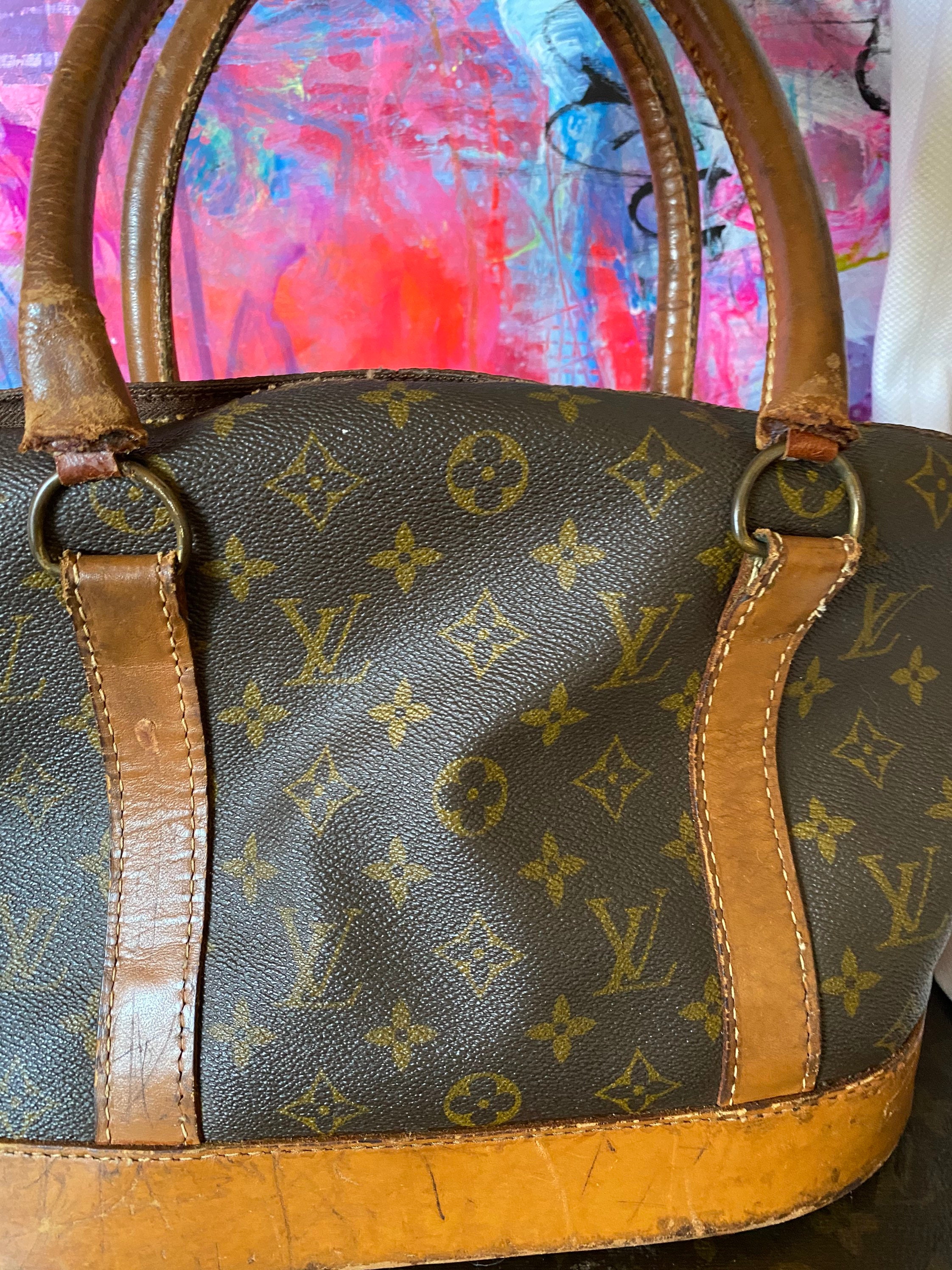 Ultra RARE Vintage Authentic LOUIS VUITTON Small Saks Fifth -  Israel