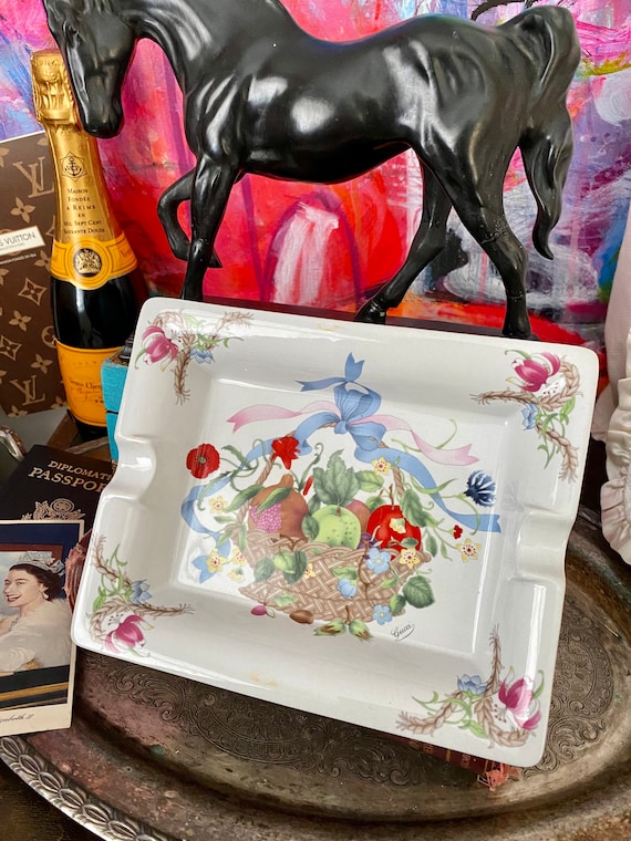 【希少】GUCCIフラワーホワイトゴールド　灰皿　ジュエリートレイ　ヴィンテージ 希少】GUCCIフラワーホワイトゴールド 灰皿 ジュエリートレイ