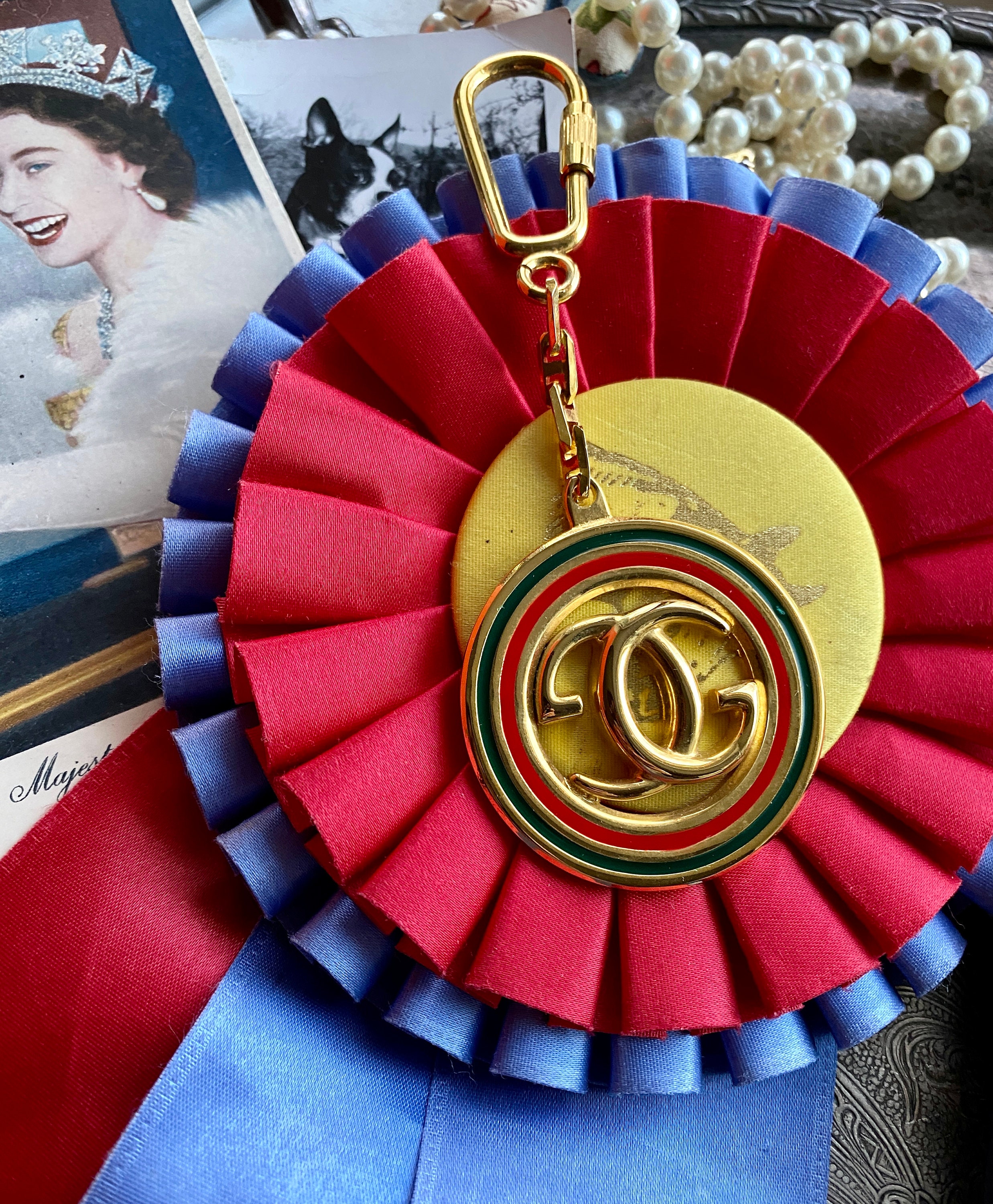 Rare Vintage GUCCI Gold Metal Red Green Enamel Key Ring Keyring