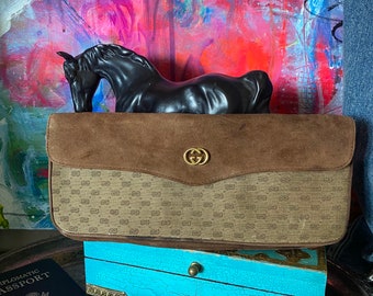 Sale Rare Vintage GUCCI GG Logo Clutch Handbag Purse Italian Italy Designer Luxury Statement Fashion Accessory Wardrobe