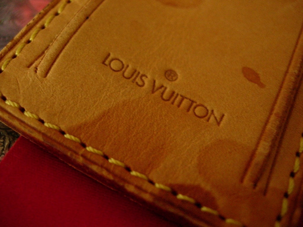 Sale Authentic Vintage LOUIS VUITTON Vachetta Leather Luggage 