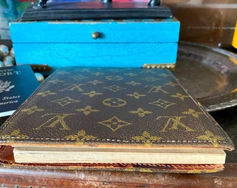 SALE Handsome Rare Vintage LOUIS VUITTON Small Agenda Notebook 