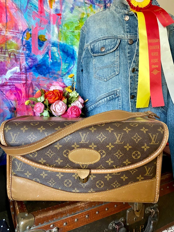 Saks fifth louis vuitton purses on sale