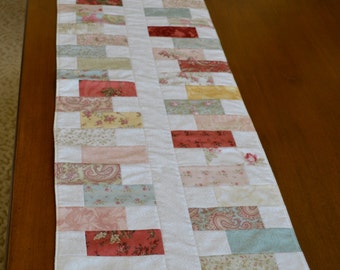 Cottage/Shabby Chic Table Runner Paris Flea Market Moda Fabric
