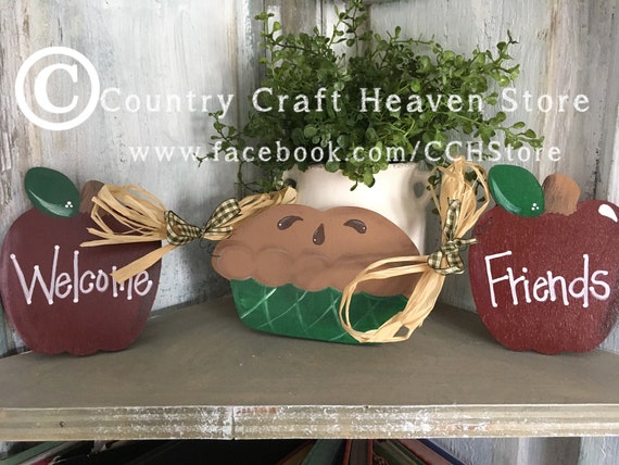 Apple Wall Art Welcome Friends Home Decor Kitchen Country Cottage Style Apples Sign