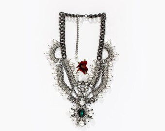 Large Bib necklace choker, pearl necklace, statement necklace,  thick necklace, bold fashion choker, minimal necklace, minimal jewelry