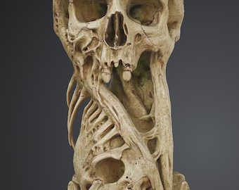 Puede incluir: Una escultura de color beige, similar al hueso, que presenta un cráneo humano integrado con estructuras esqueléticas orgánicas y fluidas. La pieza muestra texturas intrincadas y desgastadas con una composición vertical superpuesta.