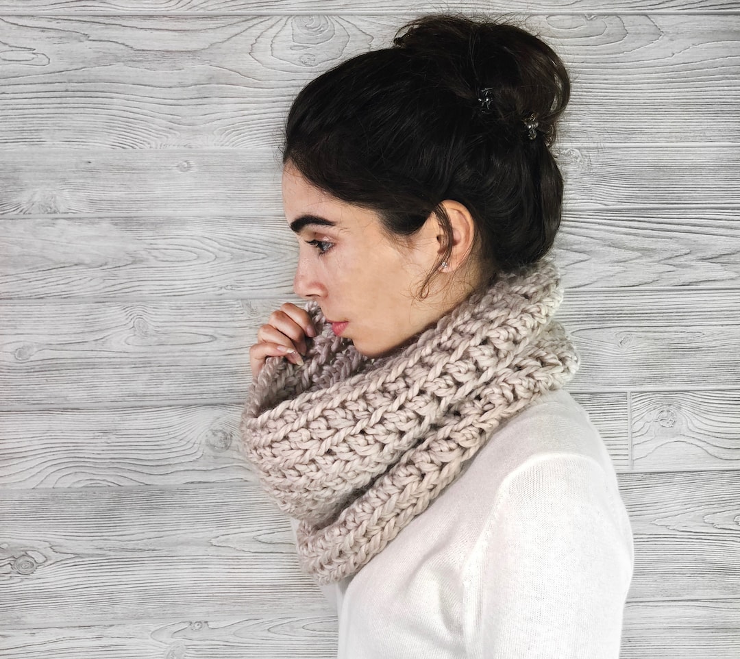 Chunky Cowl Crochet Pattern: Easy Infinity Scarf (PDF Pattern) - Etsy