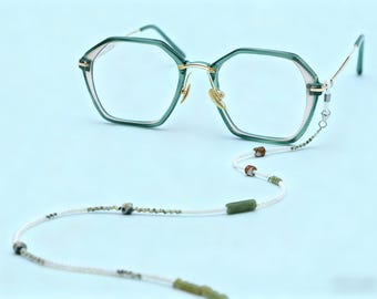 Cadena para gafas con cuentas verdes y cordón de piedra natural para gafas de sol.