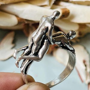 Anillo de escultura de pareja abstracta / Joyería artística moderna para amantes