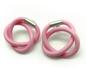 Light pink knot earrings, pink circle studs, rubber jewelry, sterling silver