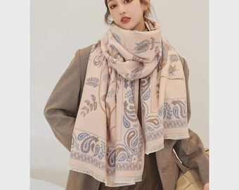 NY Kashmirliknande ullhalsduk med elegant etniskt mönster, Dammodesjal, Gåva