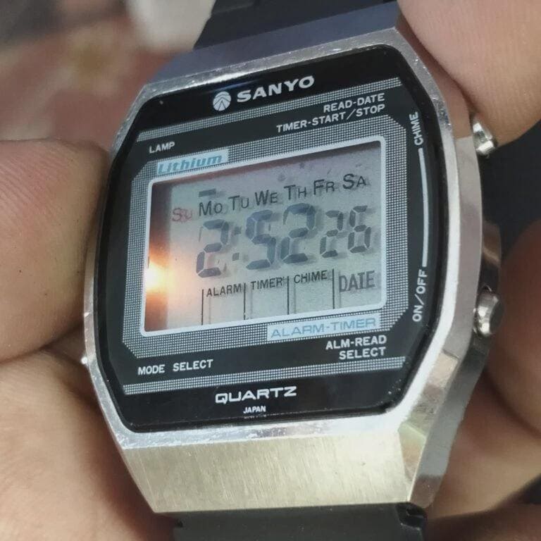 Vintage Sanyo Frog 372‑41S Alarm LCD Quartz Men's Digital Watch - Etsy
