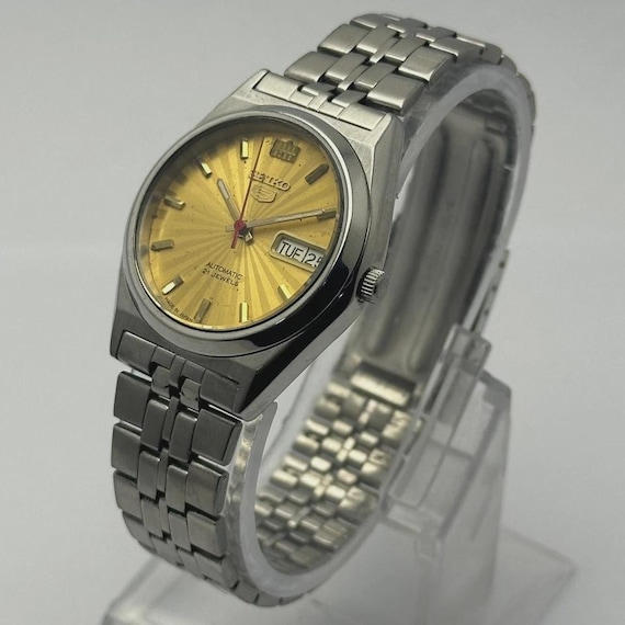 Seiko 5 7S26-0070 Automatic Vintage Men's Watch • Day Date Japan