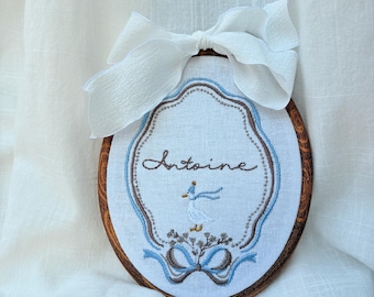 Tambourin bébé prénom bébé cadre prénom décoration cadeau naissance bébé doux chic baby shower annonce prénom bébé oie petit lapin