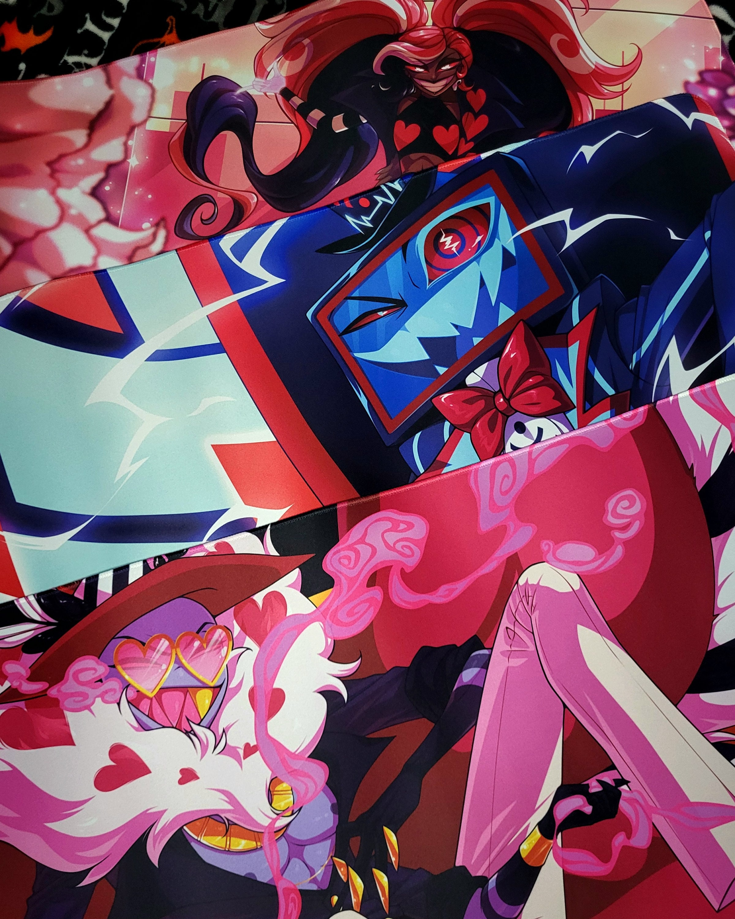 冬ギフト  Vox Etsy - Mousepad Hotel Hazbin タペストリー
