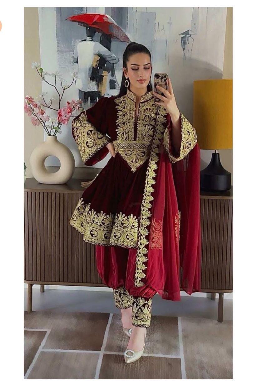 Pakistani Dress for Winter