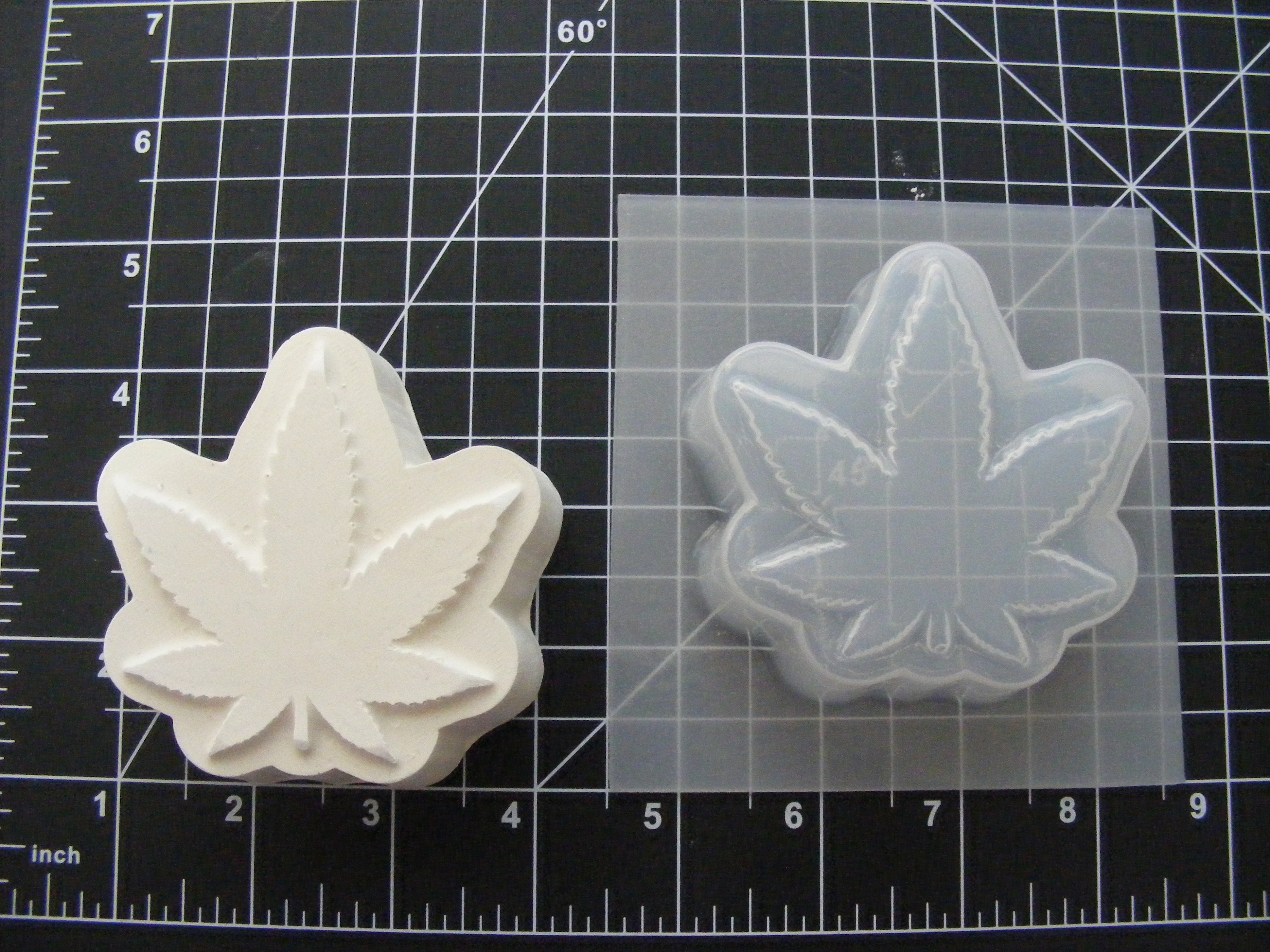 Hemp Leaf Mold Plastic Mold for Bath Bombs Soap Mold Etsy