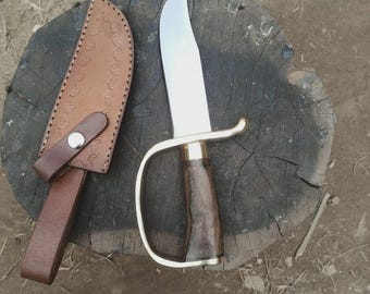 D Guard Bowie Knife Constructed with 5160 Carbon Steel Blade Suitable for Camping
