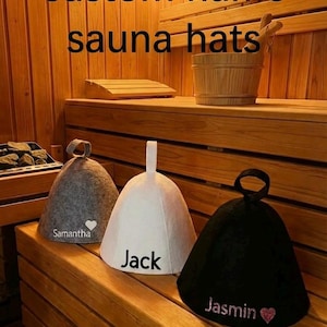 Sauna-Hut mit Namen aus 100%-Wollfilz in drei verschiedenen Farbvarianten