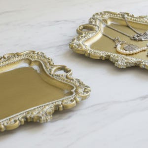Ringbricka i vintagestil i guld – Bröllopsfotograferingsrekvisita