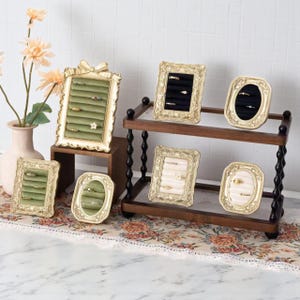 Baroque Velvet Jewelry Organizer – Luxury Ring / Earring Holder, Elegant Vanity Display for Home Décor & Weddings