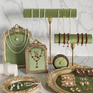 Baroque Velvet Jewelry Holder – Olive Green Plush Organizer with Gold Ornate Frame | Vintage Vanity Decor Gift