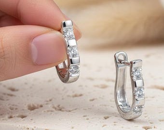 Orecchini A Cerchio Huggie In Argento 925 Con Zirconi, Ipoallergenici, Regalo Donna