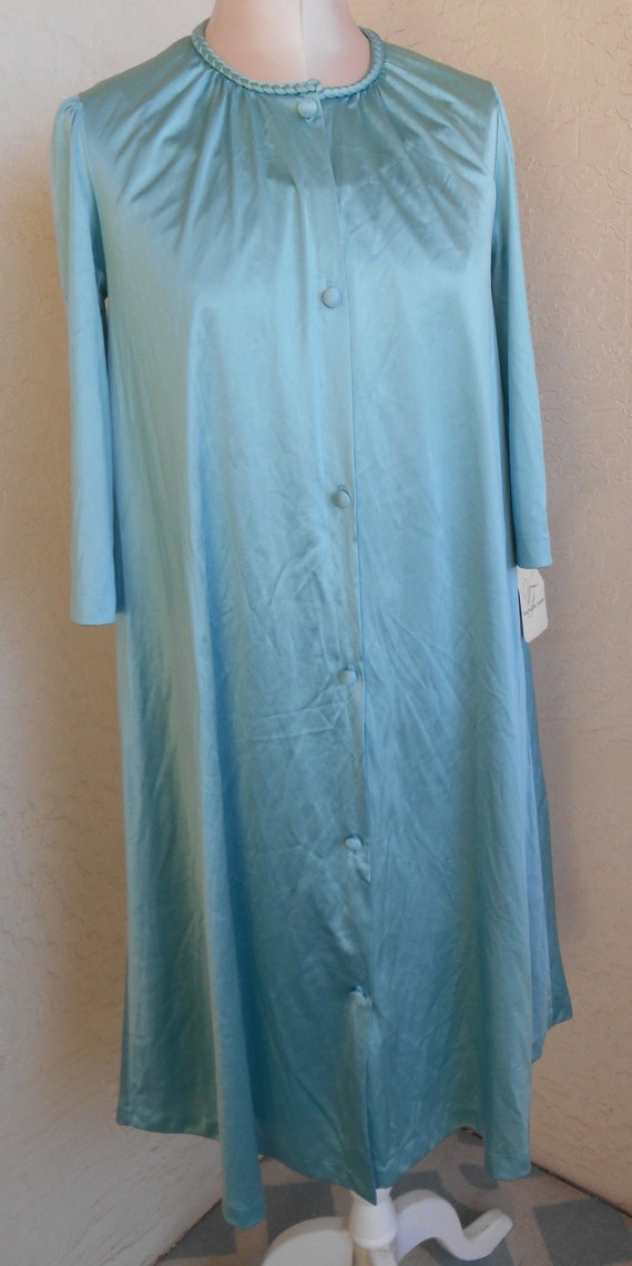 Vanity Fair | Night Gown and Robe Peignoir Set Vintag… - Gem