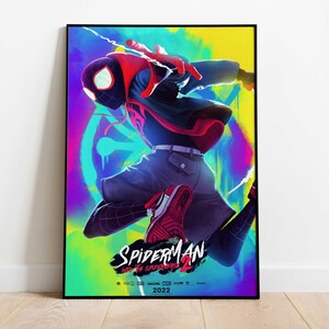 Op de afbeelding: Een ingelijste poster met Spider-Man in een dynamische pose tegen een levendige achtergrond in graffitistijl. Het kunstwerk toont Spider-Man in een zwart en rood pak. De poster bevat de tekst "Spider-Man: Into the Spider-Verse 2" en het jaar 2022.