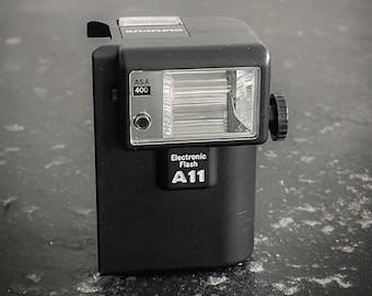 Olympus A11 Flash ⁕ Clip-On Flash for Olympus XA Cameras