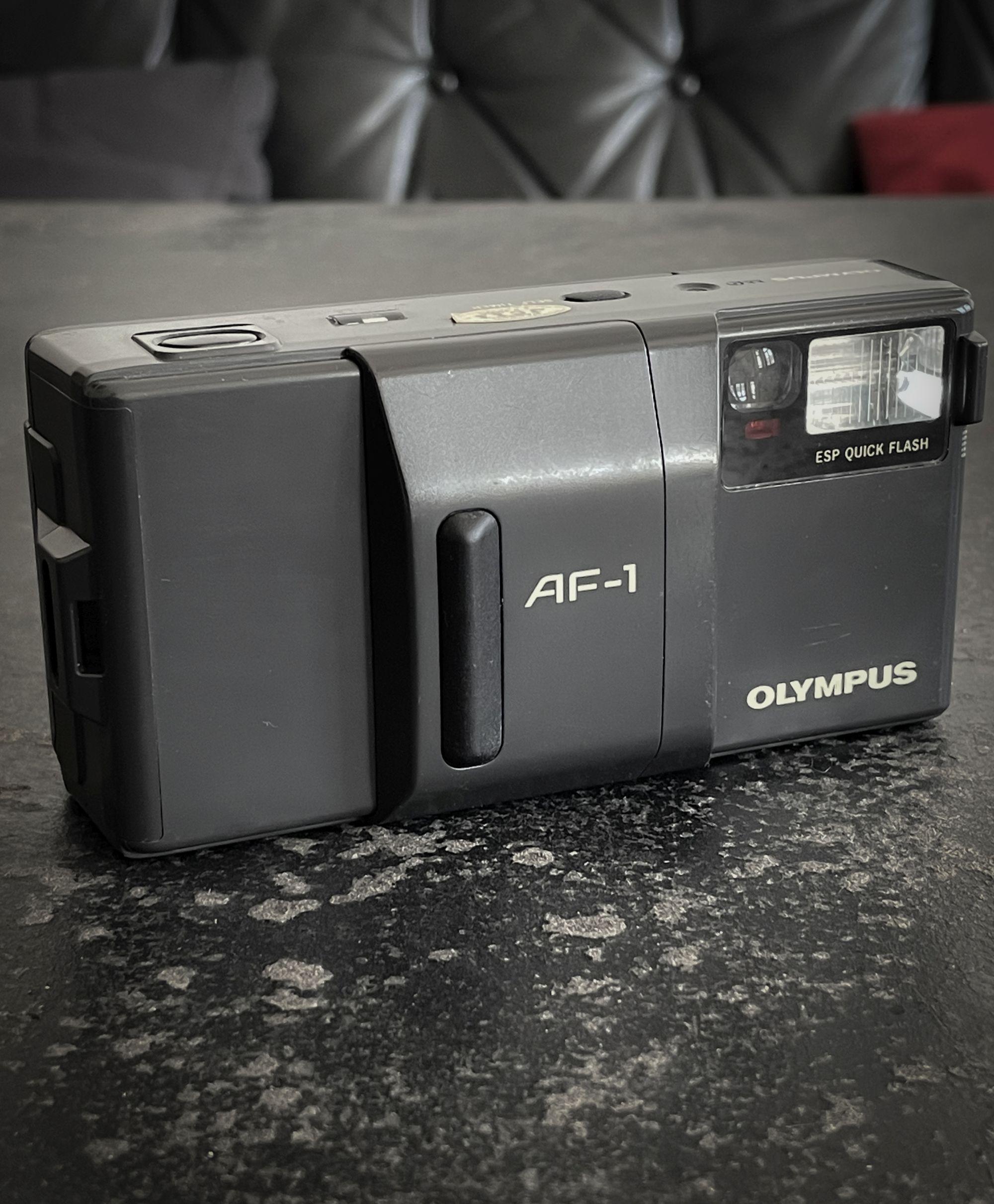 Olympus AF-1 Twin 35mm/70mm Appareil Photo Compact Japonais AF Mju I II – Testé