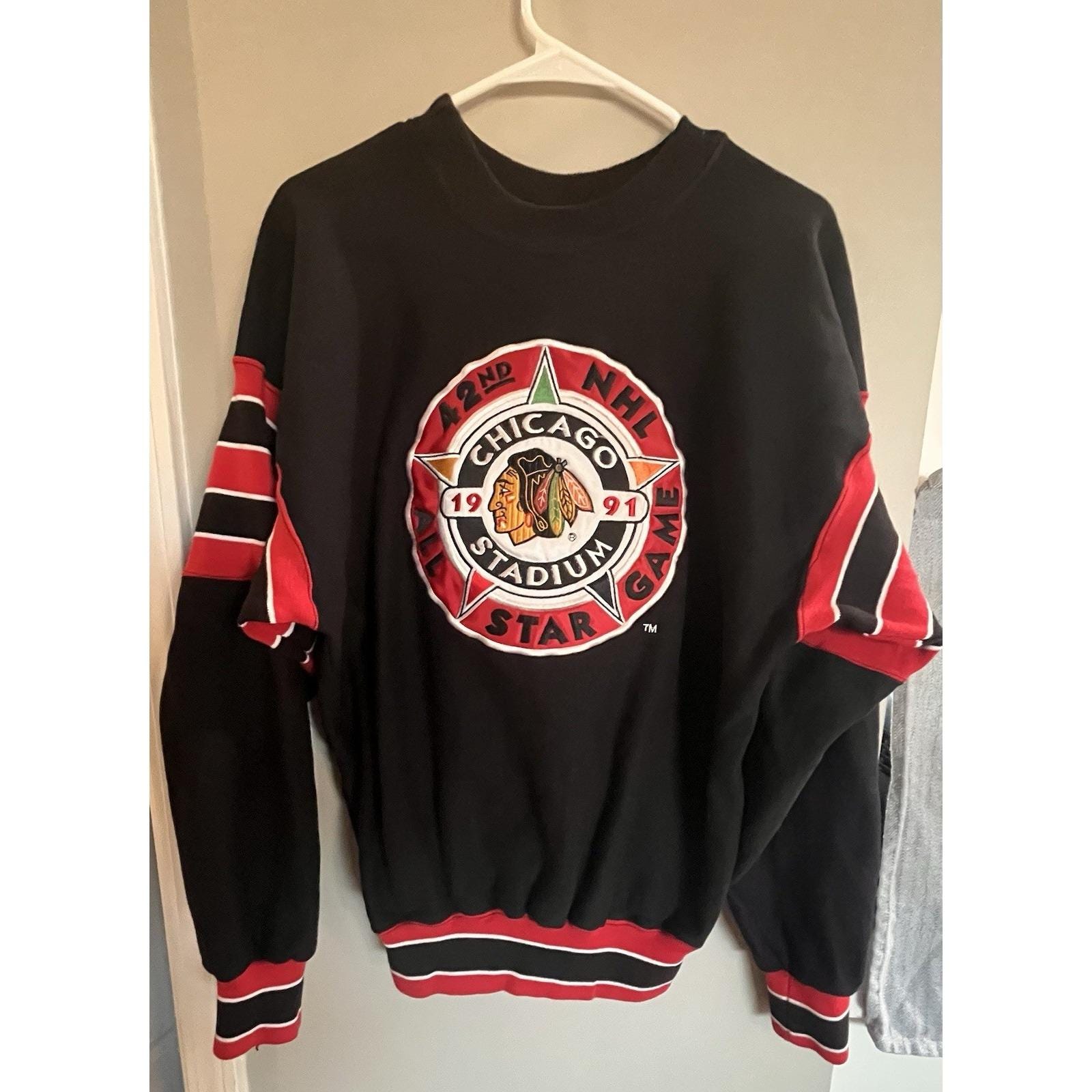Sweat à capuche noir pour homme avec logo principal des Blackhawks de Chicago