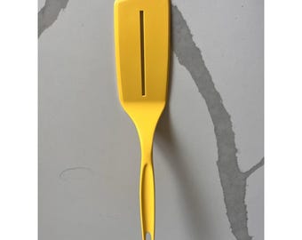 Vintage Foley Nylon Yellow Plastikowa Łopatka z Otworem 1-szczelinowa Flipper Retro MCM