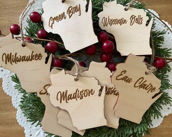 Wisconsin Ornament tag - City Personalize Custom keepsake reminder vacation memory gift favor