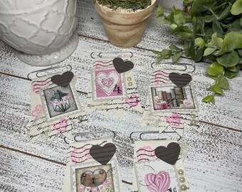 Handmade paper clips - Love Motivational planners junk journals ephemera vintage notebook bookmark altered scrapbook XOXO heart