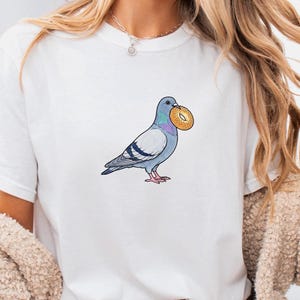 Funny City Pigeon Bagel Shirt, Urban Bird Nerd Tee, Quirky Animal Foodie Gift