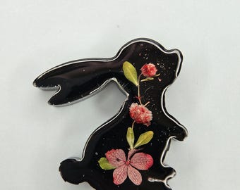 Black Botanical Bunny Brooch with Real Pressed Flowers – Resin Rabbit Pin – Woodland Animal Gift
