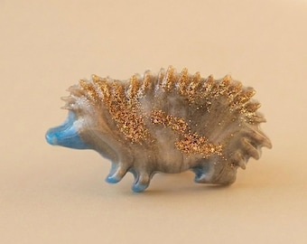 Handmade Blue Gold Resin Hedgehog Brooch, Woodland Animal Pin, Nature Jewelry, Élet Design