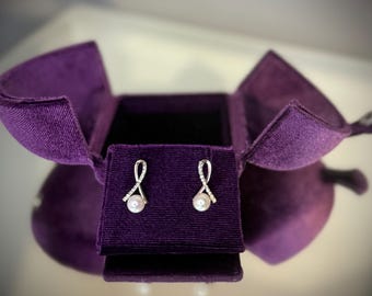 14K WG Diamant & Hochglanz-Zuchtperle Tropfen Ohrringe - Sehr Rund, 2.62g