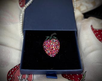Broszka truskawkowa Weiss AB z kryształkami Vintage, przypinka z owocami, sygnowana Weiss
