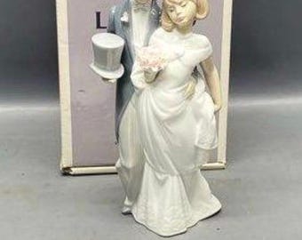 Lladro #6164 "Hochzeitsglocken" Braut & Bräutigam - Mint in Original Box - Retired."