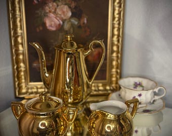 Vintage Hall Golden Glo 22K Gold Kaffee / Teekanne mit Milchkännchen & Zucker Set | MCM